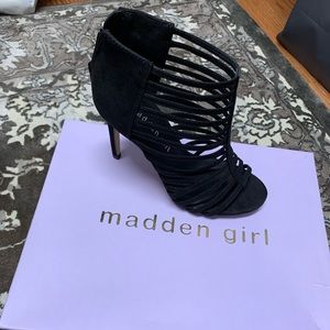 Madden Girl Black heels